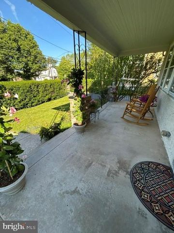 8112 FLOURTOWN AVE, Wyndmoor, PA 19038