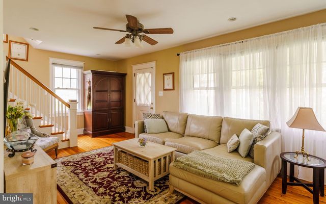 8112 FLOURTOWN AVE, Wyndmoor, PA 19038