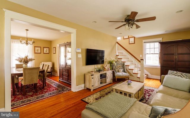 8112 FLOURTOWN AVE, Wyndmoor, PA 19038