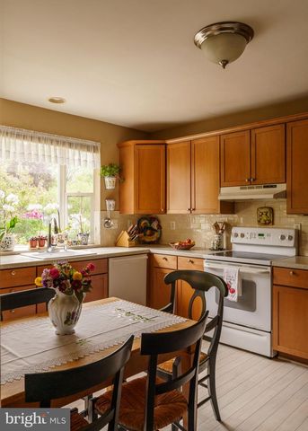 8112 FLOURTOWN AVE, Wyndmoor, PA 19038