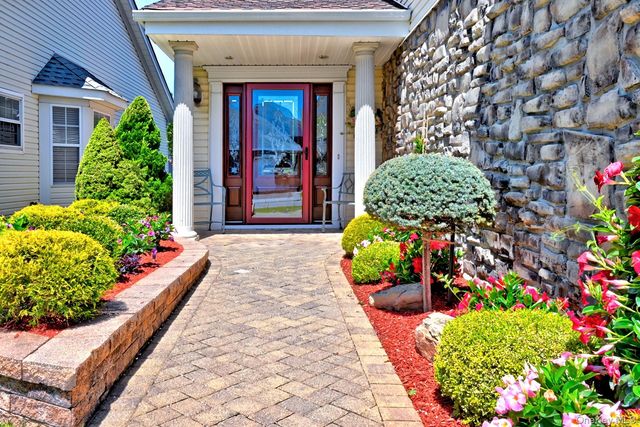 15 Marisa Drive, Middle Island, NY 11953