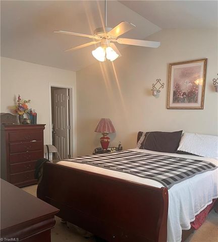 626 Bentley Lane, Burlington, NC 27217
