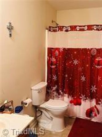 626 Bentley Lane, Burlington, NC 27217