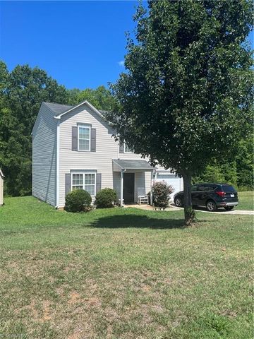 626 Bentley Lane, Burlington, NC 27217