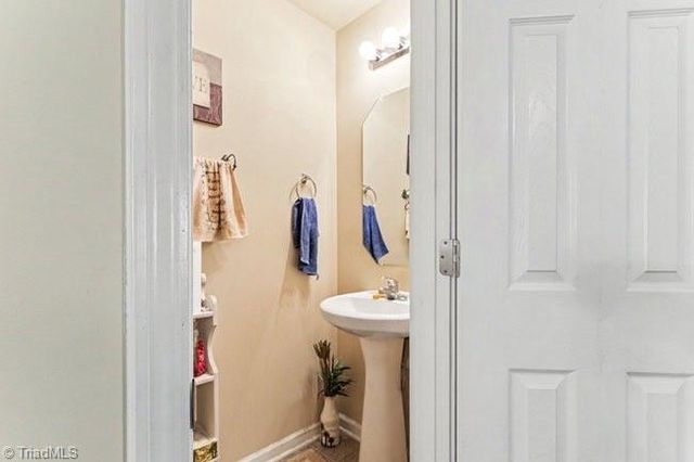 626 Bentley Lane, Burlington, NC 27217