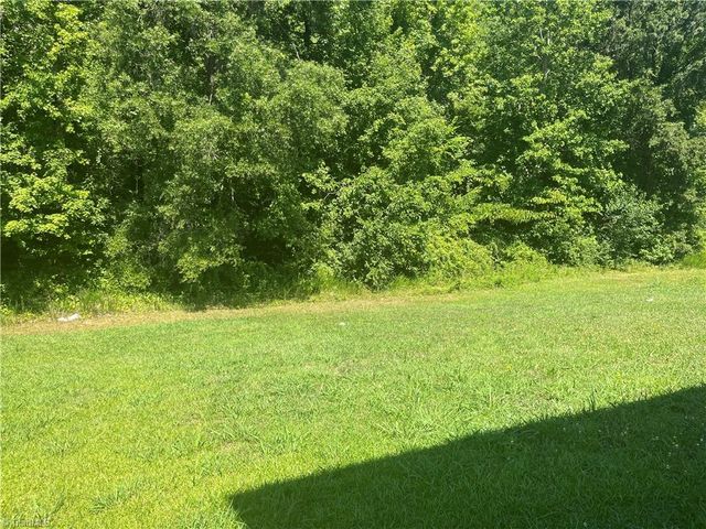 626 Bentley Lane, Burlington, NC 27217