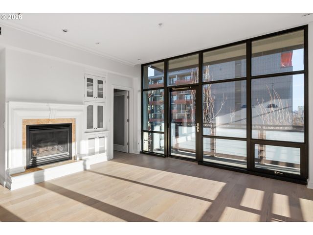 1025 Nw COUCH St 510, Portland, OR 97209