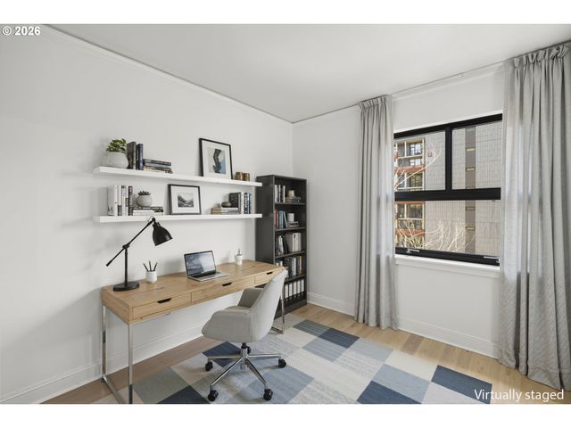 1025 Nw COUCH St 510, Portland, OR 97209