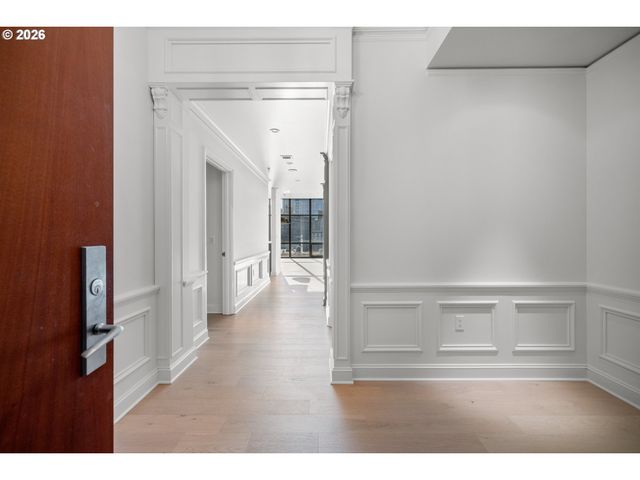 1025 Nw COUCH St 510, Portland, OR 97209