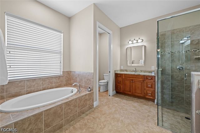 11507 Giulia DR, Fort Myers, FL 33913