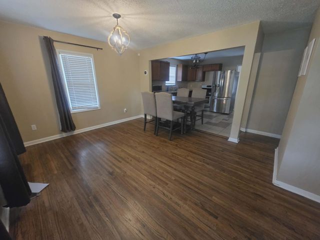 814 N Clara St, Wichita, KS 67212