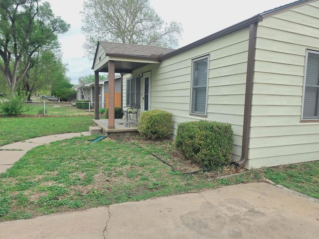 814 N Clara St, Wichita, KS 67212