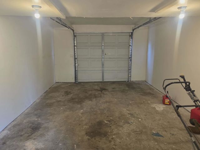 814 N Clara St, Wichita, KS 67212