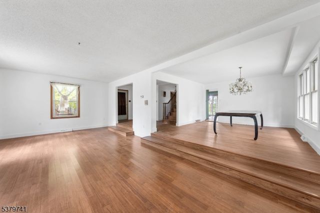 6 Spring Ter, Pemberton Twp., NJ 08015