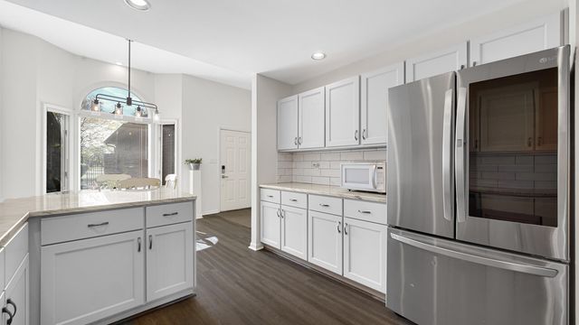 956 Cornwallis Lane, Munster, IN 46321