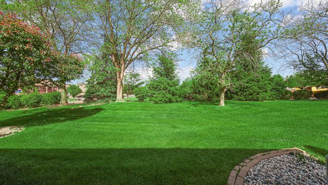 956 Cornwallis Lane, Munster, IN 46321