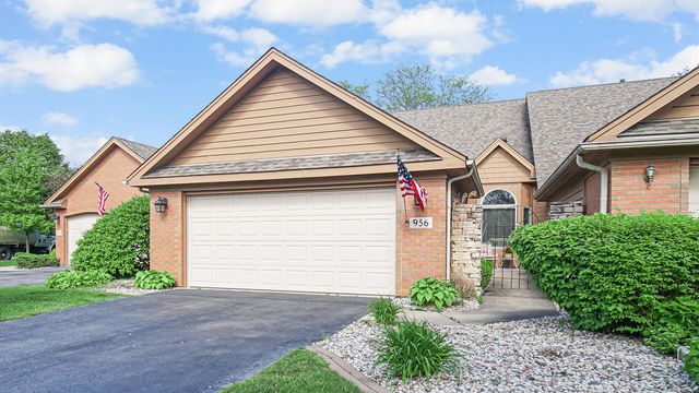 956 Cornwallis Lane, Munster, IN 46321