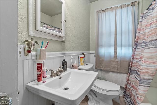 104 Utah ST, Portsmouth, VA 23701