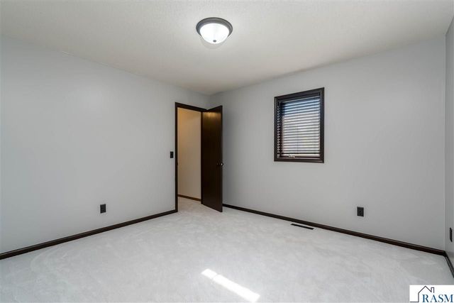 116 Piccadilly Avenue, Mankato, MN 56001