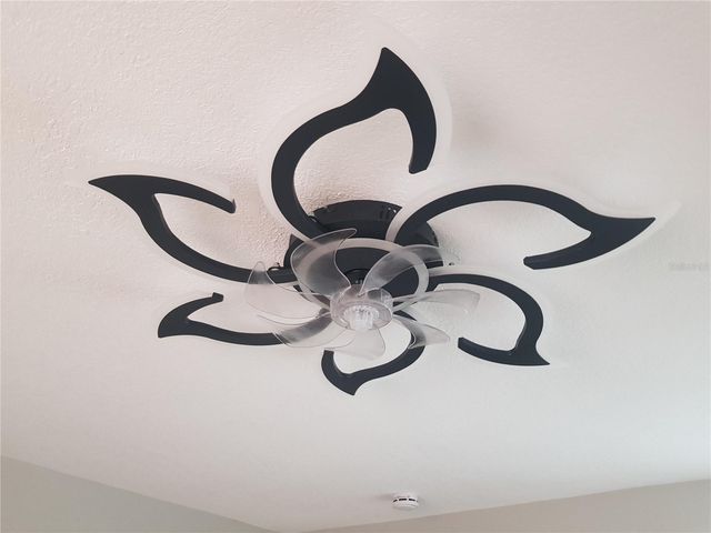 311 58TH AVENUE E, Bradenton, FL 34203