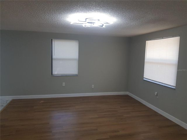 311 58TH AVENUE E, Bradenton, FL 34203