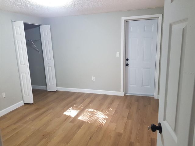 311 58TH AVENUE E, Bradenton, FL 34203