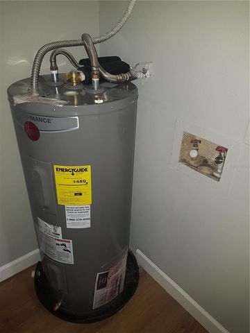 311 58TH AVENUE E, Bradenton, FL 34203