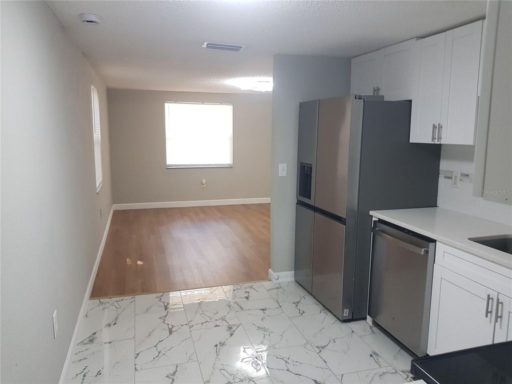 Image 44 of property listing at 311 58TH AVENUE E, Bradenton, FL 34203