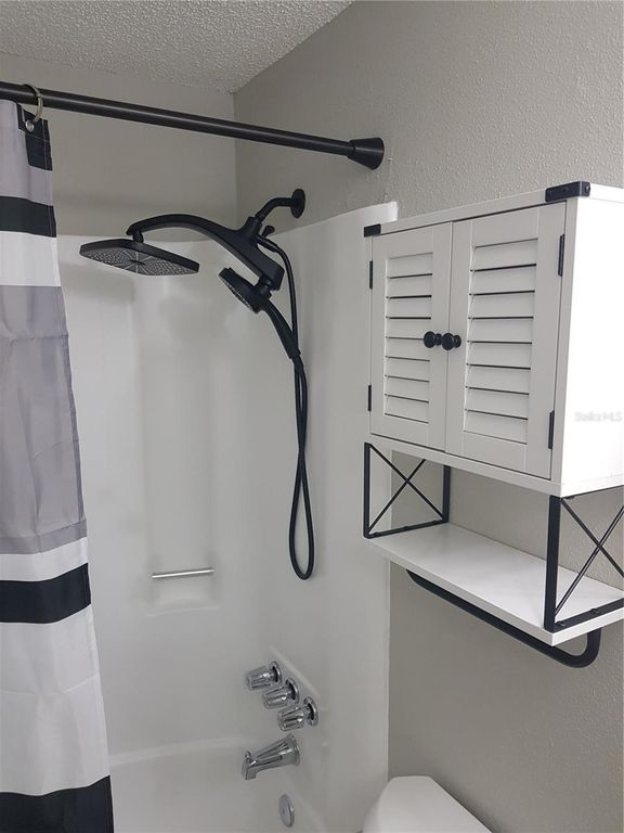 Image 55 of property listing at 311 58TH AVENUE E, Bradenton, FL 34203
