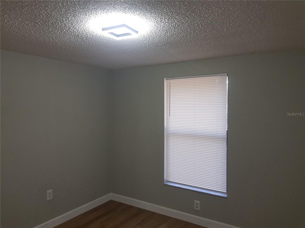 Image 60 of property listing at 311 58TH AVENUE E, Bradenton, FL 34203