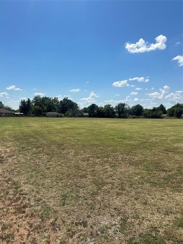 1209 N Douglas Boulevard, Oklahoma City, OK 73130