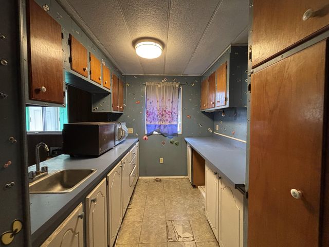 16625 Ford Road, Rogue River, OR 97537