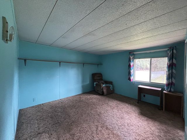 16625 Ford Road, Rogue River, OR 97537