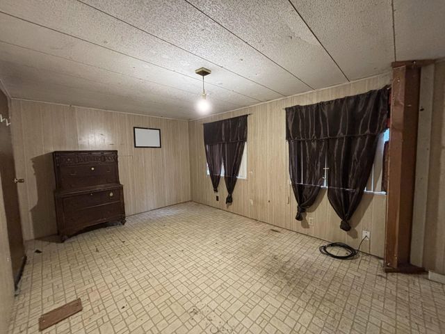 16625 Ford Road, Rogue River, OR 97537