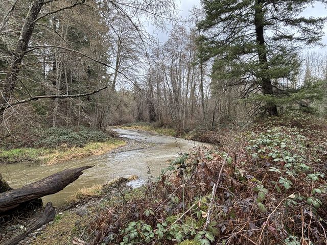 16625 Ford Road, Rogue River, OR 97537