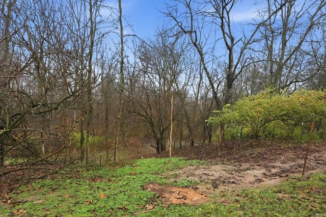 3673 E 600 N Road, Peru, IN 46970