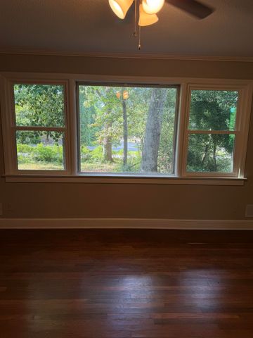 2221 Avondale Drive, Spartanburg, SC 29302
