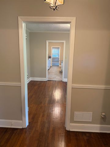 2221 Avondale Drive, Spartanburg, SC 29302
