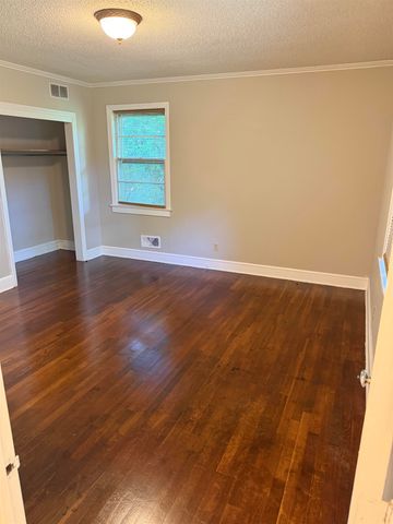 2221 Avondale Drive, Spartanburg, SC 29302