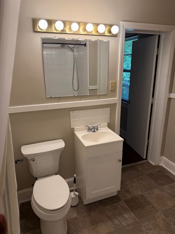 2221 Avondale Drive, Spartanburg, SC 29302
