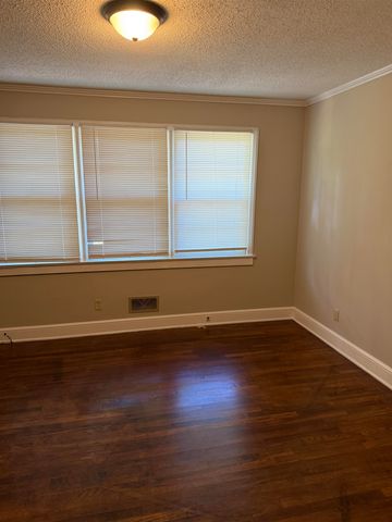 2221 Avondale Drive, Spartanburg, SC 29302