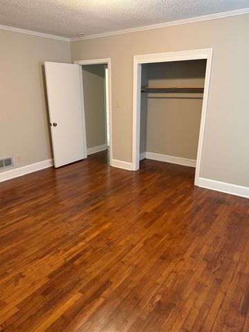 2221 Avondale Drive, Spartanburg, SC 29302