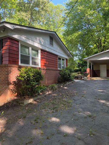 2221 Avondale Drive, Spartanburg, SC 29302
