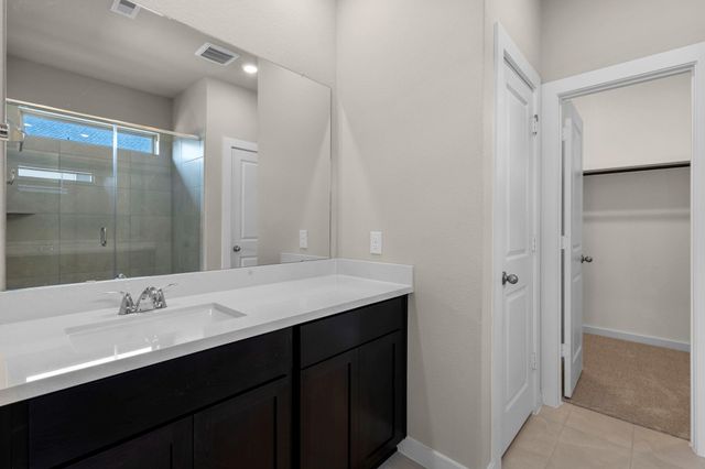 224 Magnolia Laurel Drive, Alvin, TX 77511