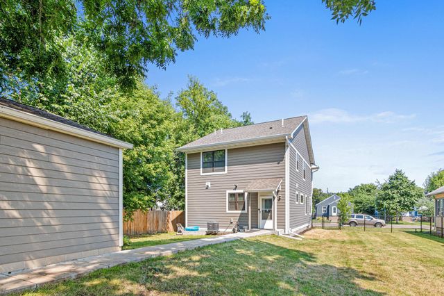 2727 Morgan Avenue N, Minneapolis, MN 55411