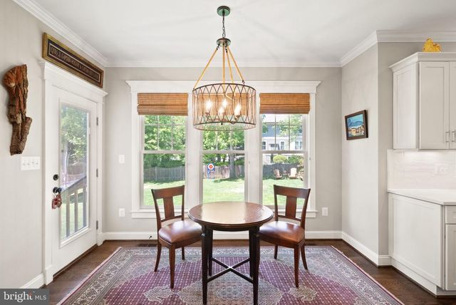 121 TAPAWINGO RD SW, Vienna, VA 22180