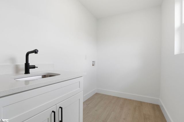 433 Ambiance Court, Spartanburg, SC 29301