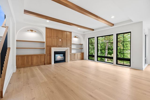 5933 Ashcroft Avenue, Edina, MN 55424