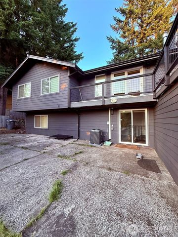 2000 NE 27th Street, Renton, WA 98056