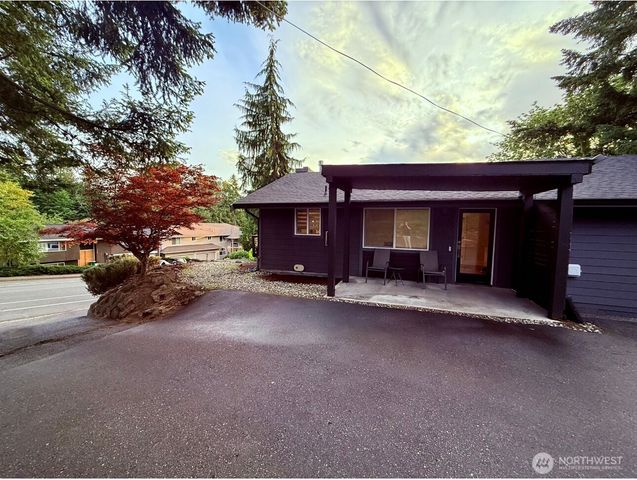 2000 NE 27th Street, Renton, WA 98056